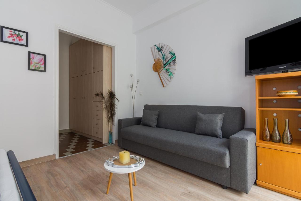 Nice Studio In Pagkrati Atenas Exterior foto